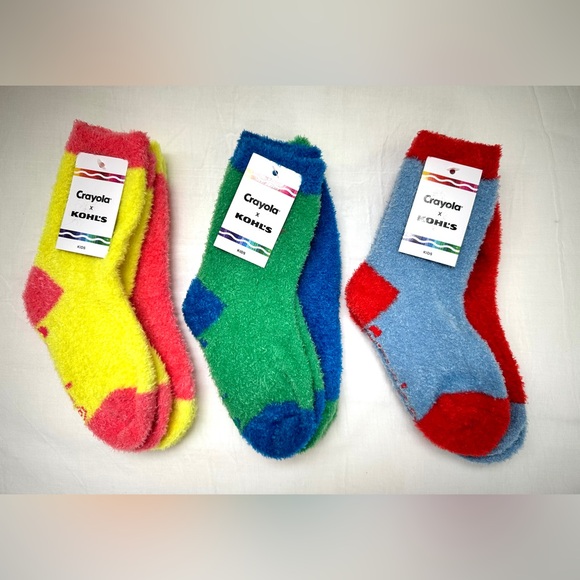 Crayola Kids Size 7-8.5 Cozy Fuzzy Soft Unisex Socks Bright Colorful 6 Pairs - Picture 1 of 8
